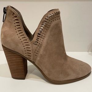 Women’s Vince Camuto beige booties